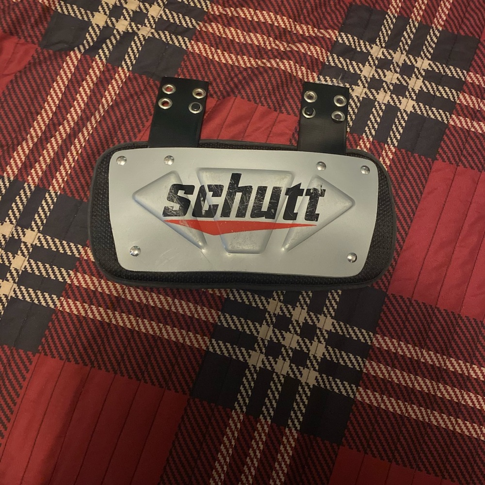 schutt back plate